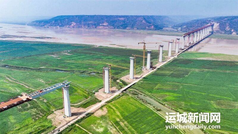 File:Huanghe Bridge Linyi34.jpg