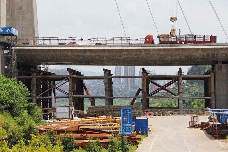 File:Wanzhou3rdApproachesDeck.JPG