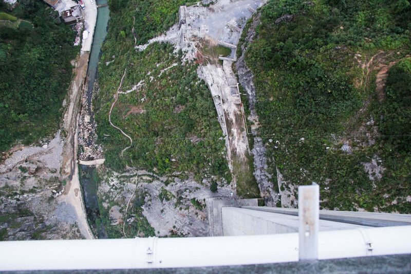 File:WuchaheRiverDrop.jpg