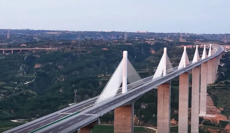 File:LiuheDronePierLineup.jpg