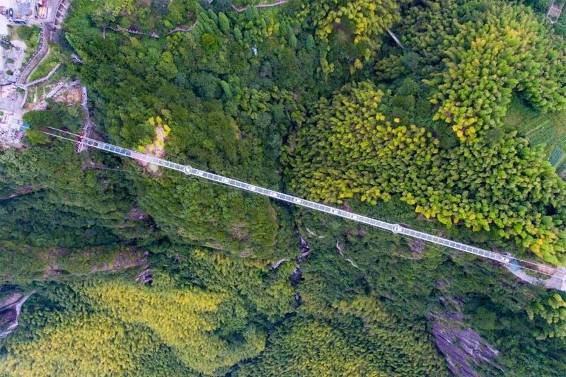 File:NanjianyanGlassFootbridge.jpg