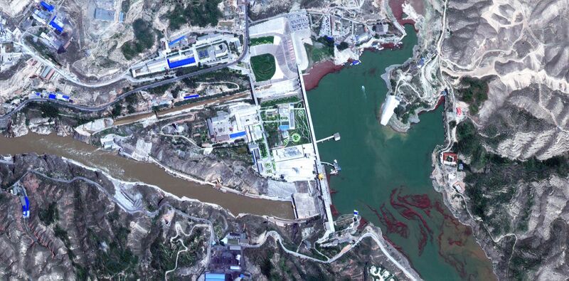 File:LiujiaxiaDamAerial.jpg