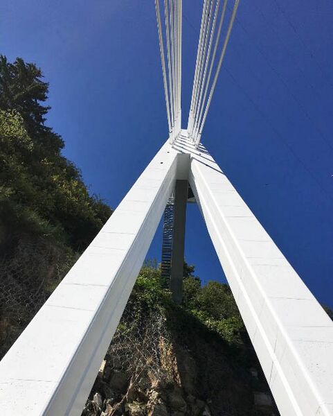 File:ValDiPaiFrontTower.jpg