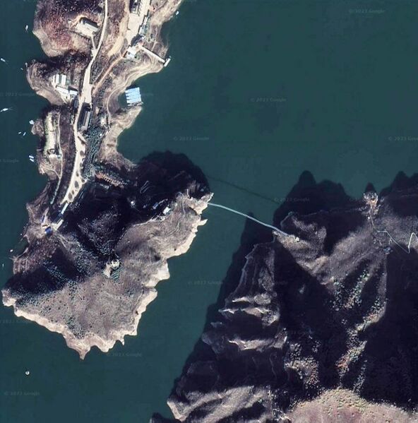 File:Huanghe Sanxia Glass FootbridgeSatelliteNew.jpg