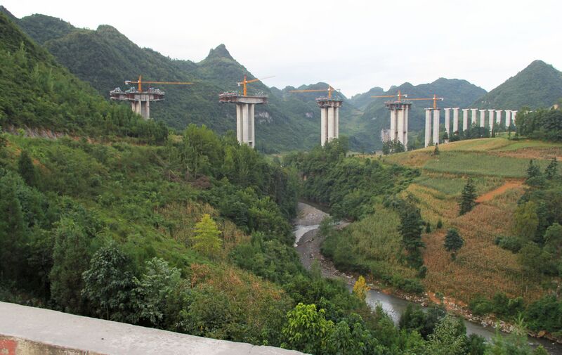 File:G76EastOfZhijin3.jpg
