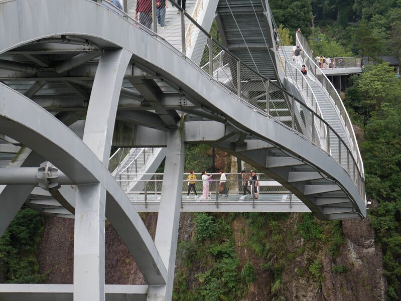 File:RuyiSteelBeams.JPG