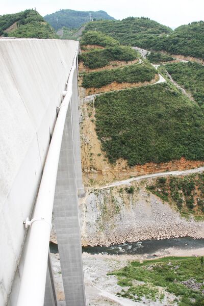 File:XifengheSide.JPG