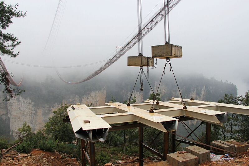 File:ZhangjiajieGlassBridgeSeptember18 copy.jpg