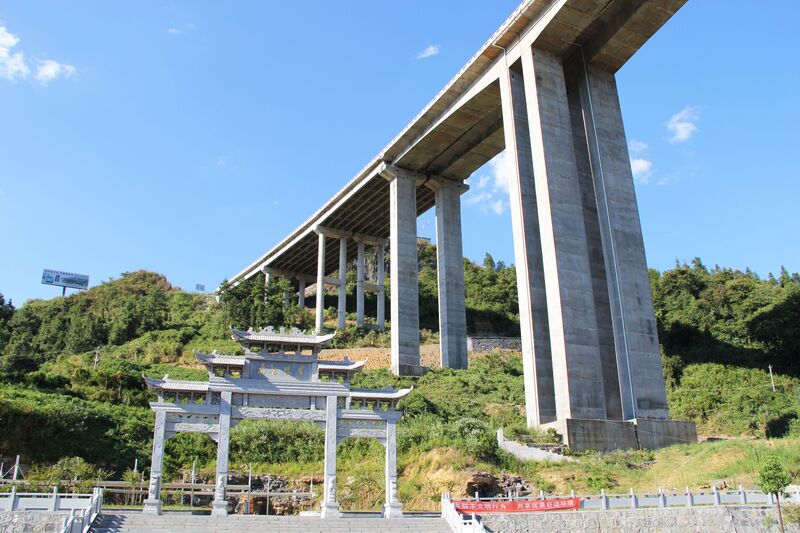 File:TongheApproaches.jpg