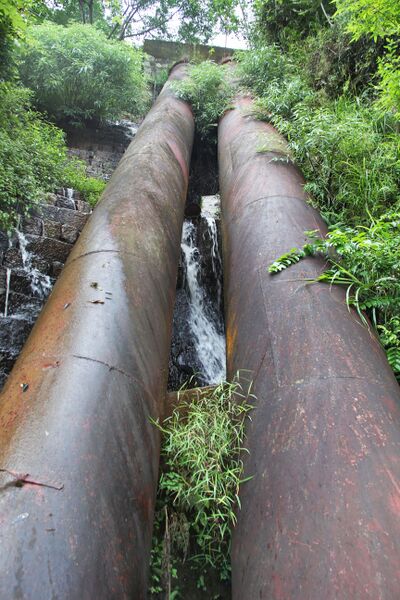 File:511XiangbaWaterpipe copy.JPG