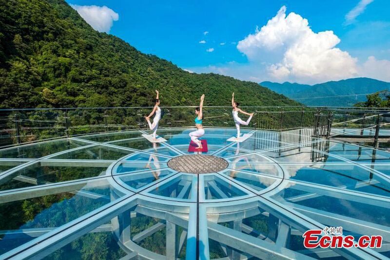 File:GulongxiaDancers.jpg