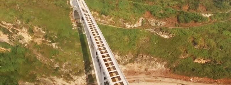 File:LongchangAqueductWaterway.jpg