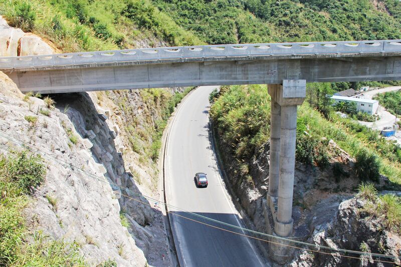 File:QingpingOverNationalRoad.jpg