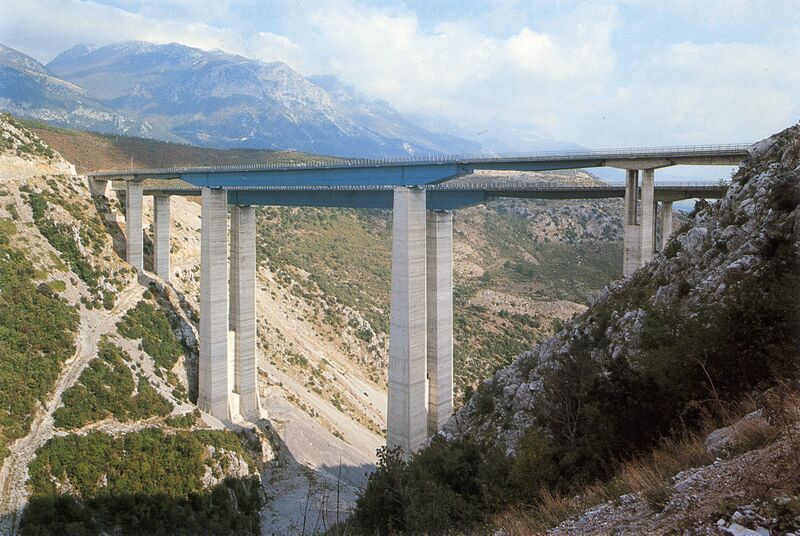 File:1RagoBridge.jpg