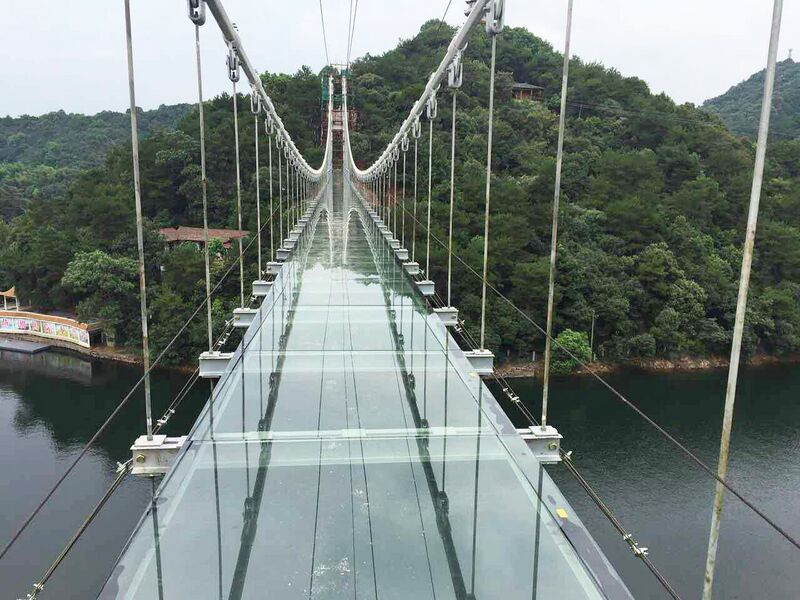 File:Shiyanhu GlassDeck.jpeg