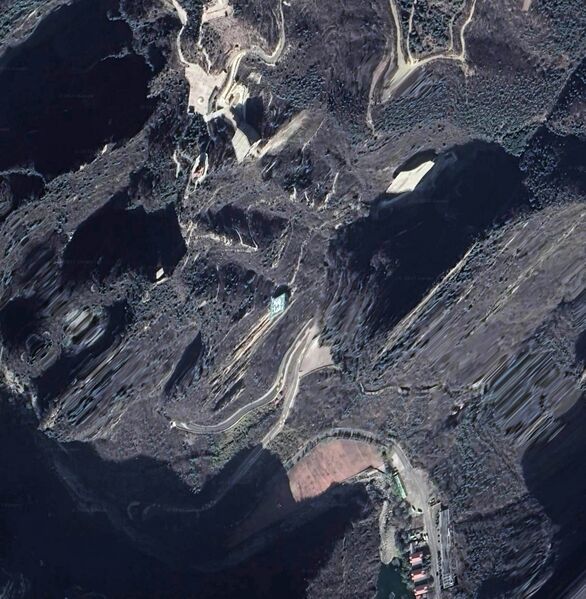 File:Baquanxia ElevatorSatellite.jpg