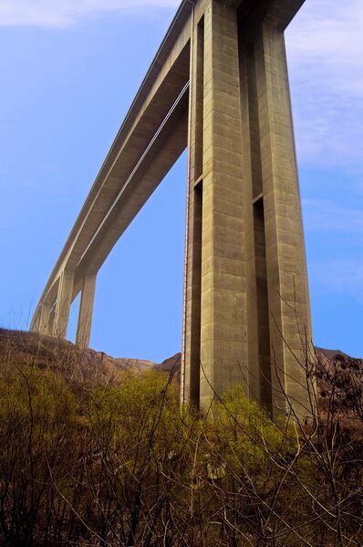 File:200mtrSpan.jpg