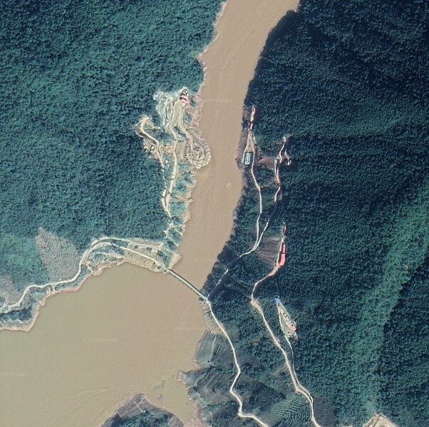 File:BabianjiangRailwaySatelliteClose.jpg