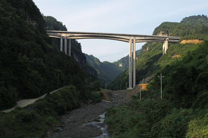 File:HuanglaxiSideSky.JPG
