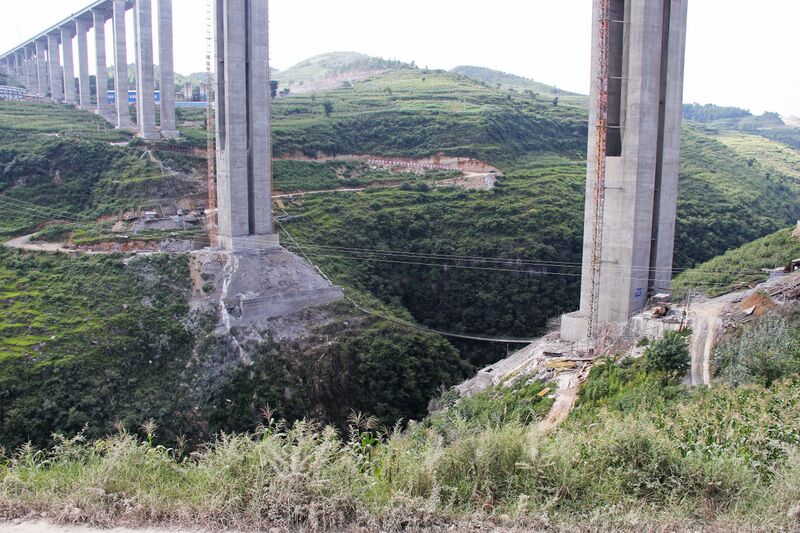 File:XixiheFootbridge.jpg