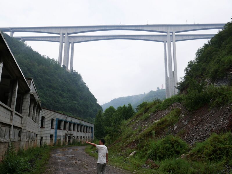 File:GaofengbaPiersRoad.JPG