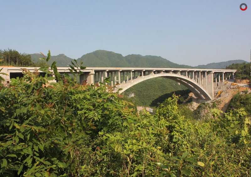 File:Mupeng&Trees.jpg