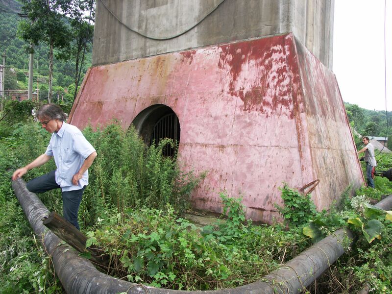 File:YibinPipelineRogerGeorges.jpg