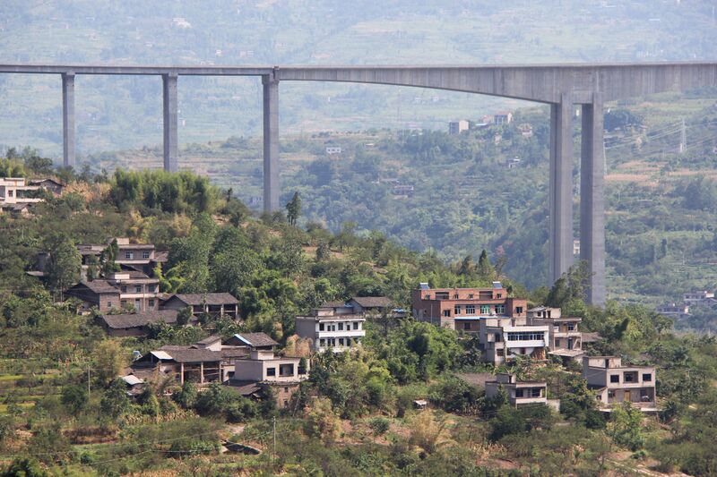 File:Fengfu7LongBridgeApproaches.jpg