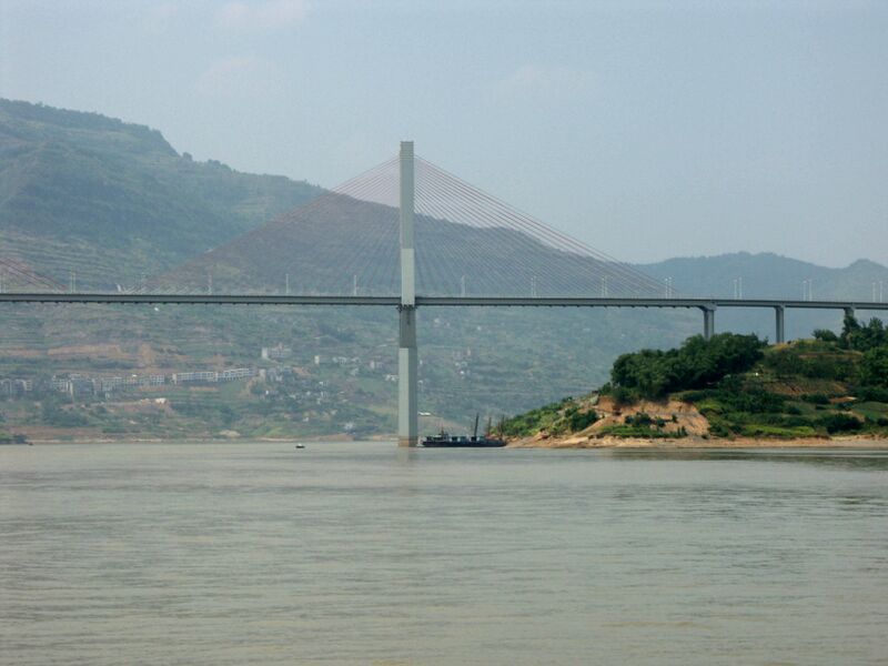 File:5YunyangYangtzeBridge.jpg
