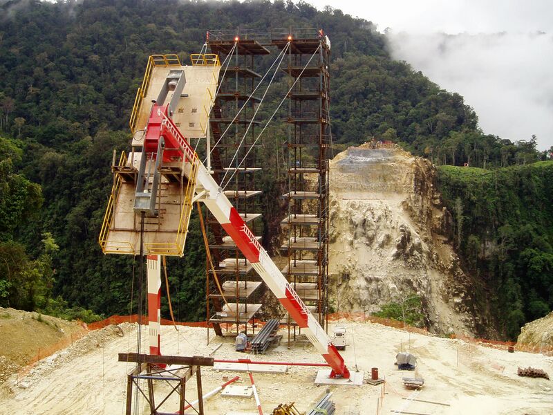 File:7HegigioGorgeBridge.jpg