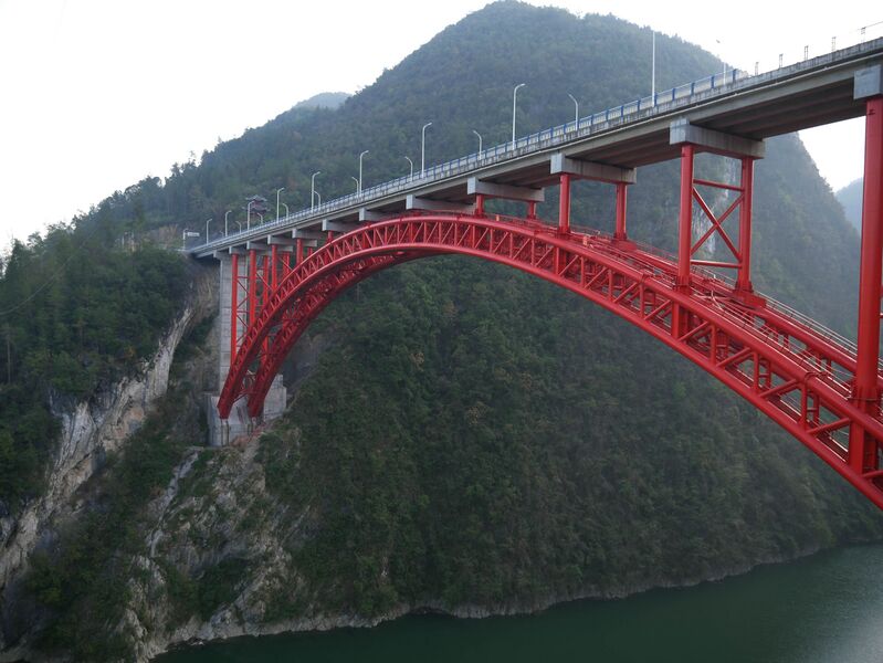 File:Chaoyang Bridge ApengjiangRedRibs.JPG