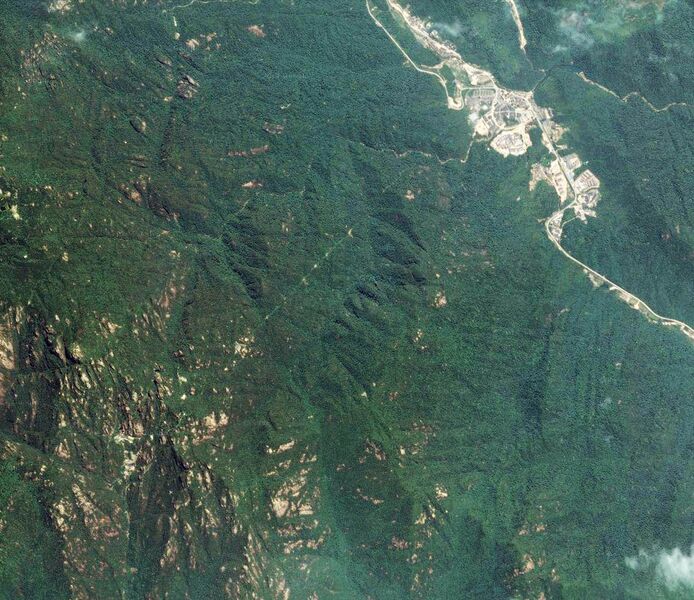 File:SanQingShanNorthGondolaSatellite.jpg