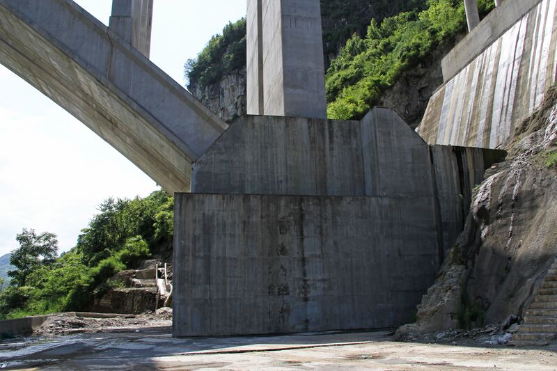 File:YelanghuArchBase.JPG