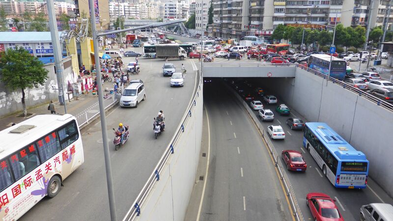 File:244GuiyangStreetByFilmer.jpg