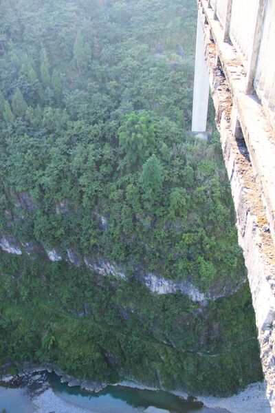 File:33WushanMountainBridgeCanyon.jpg