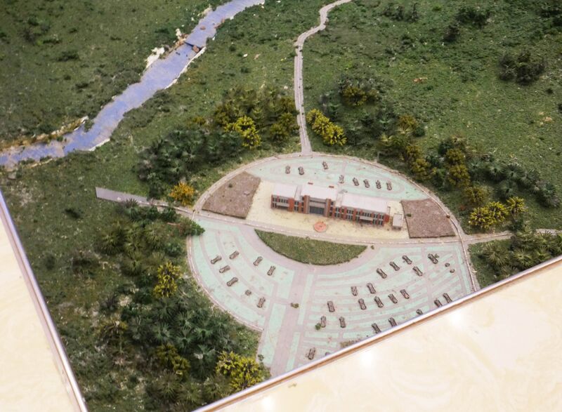 File:Baligou ScenicElevatorModel.JPG