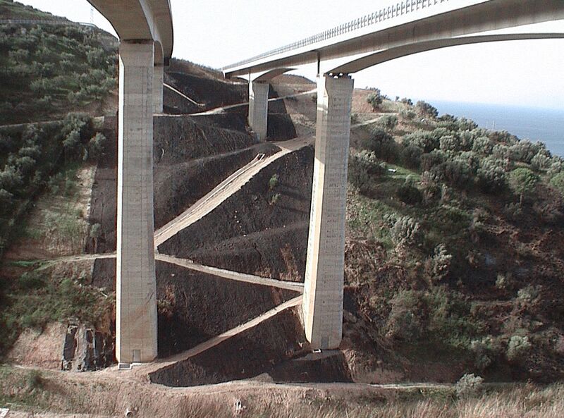 File:LederaView.jpg
