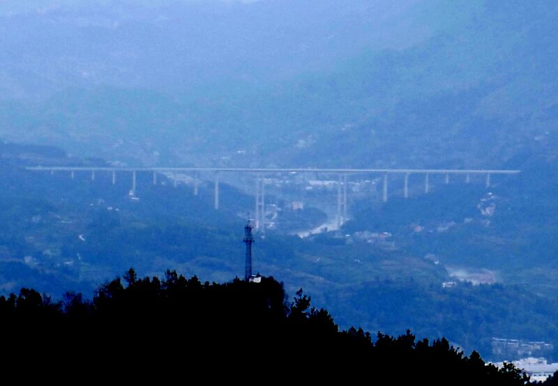 File:ShiqianheFog.JPG
