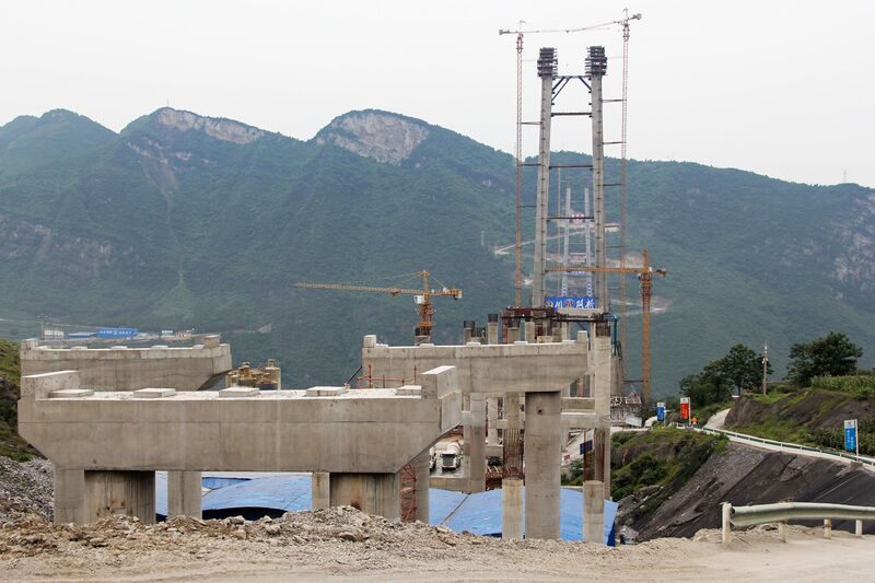 File:187ChishuiheBridgeChajiaotan21 copy.JPG