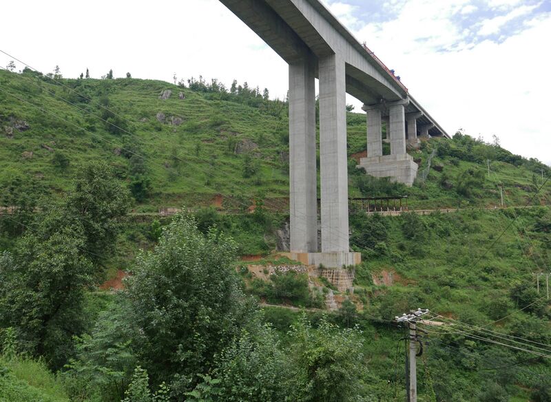 File:HeipigouPiers.JPG