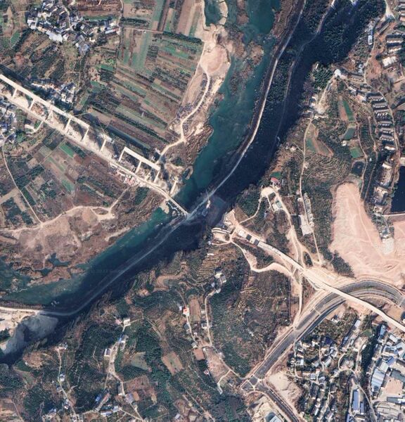 File:HuangbaiheRailwayEastSatellite.jpg