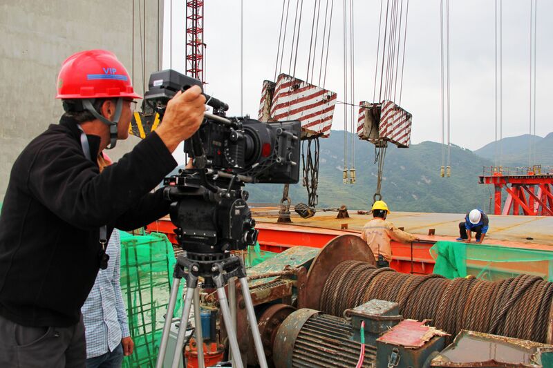 File:QingshuiheRedFilming.jpg