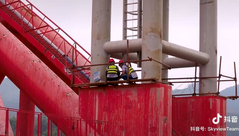 File:DaxiaojingBaseWorkers.jpg