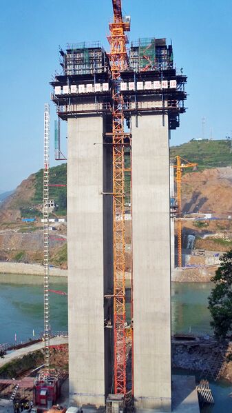 File:WujiangDejiangPiertops.jpg