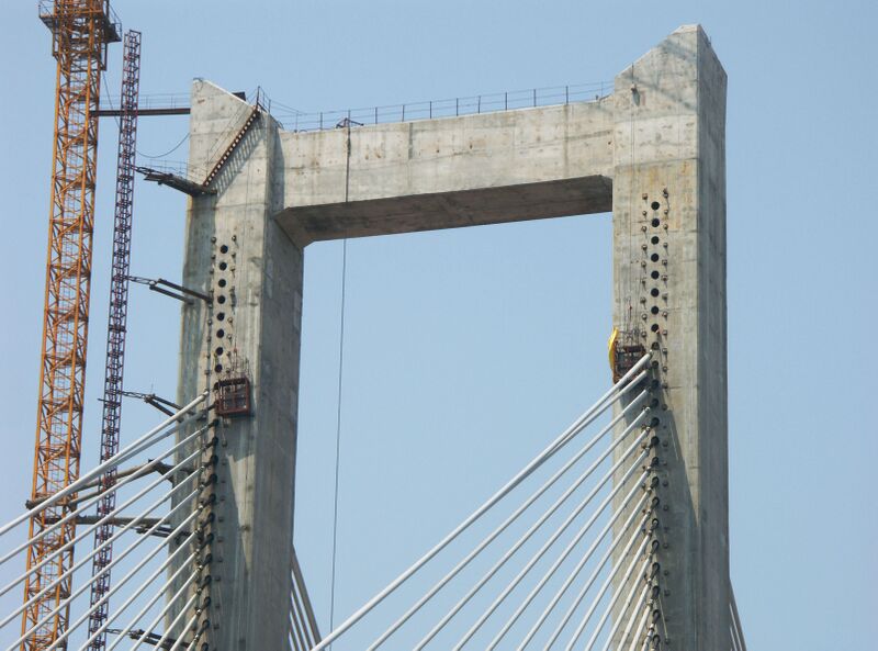 File:HejiangChangjiangTowerTop.jpg