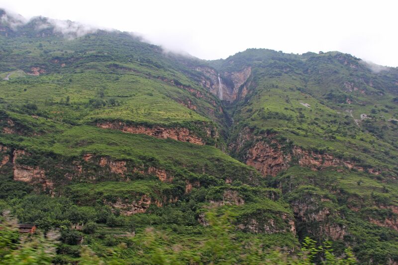File:287DaduheGorgeWaterfall copy.JPG