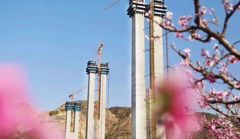 File:JianhePiersSky.jpg