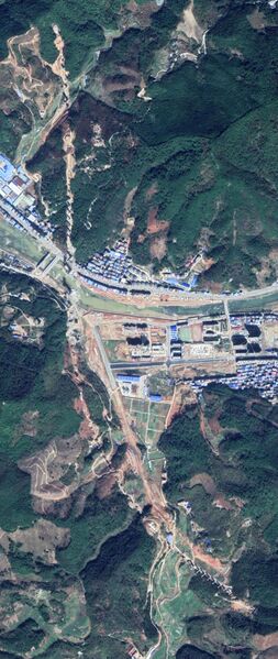 File:XiongchengRailwaySatellite.jpg