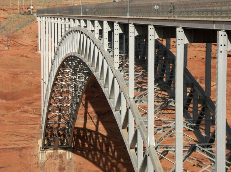 File:GlenCanyonDamBridge111.jpg