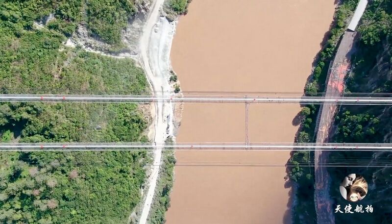 File:TigerDownCableView.jpg